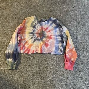 Cropped tie dye